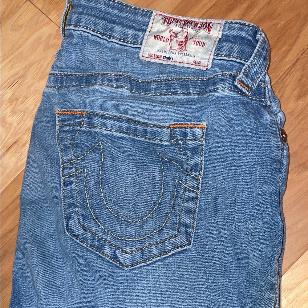 True Religion Women's Light Blue Straight Leg Jeans with Signature Pocket Stitch